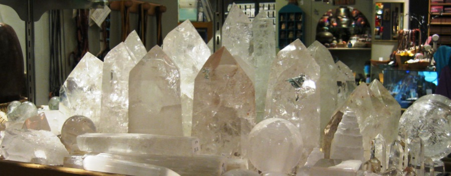 stunning-clear-quartz-in-the-paradise-found-crystal-case